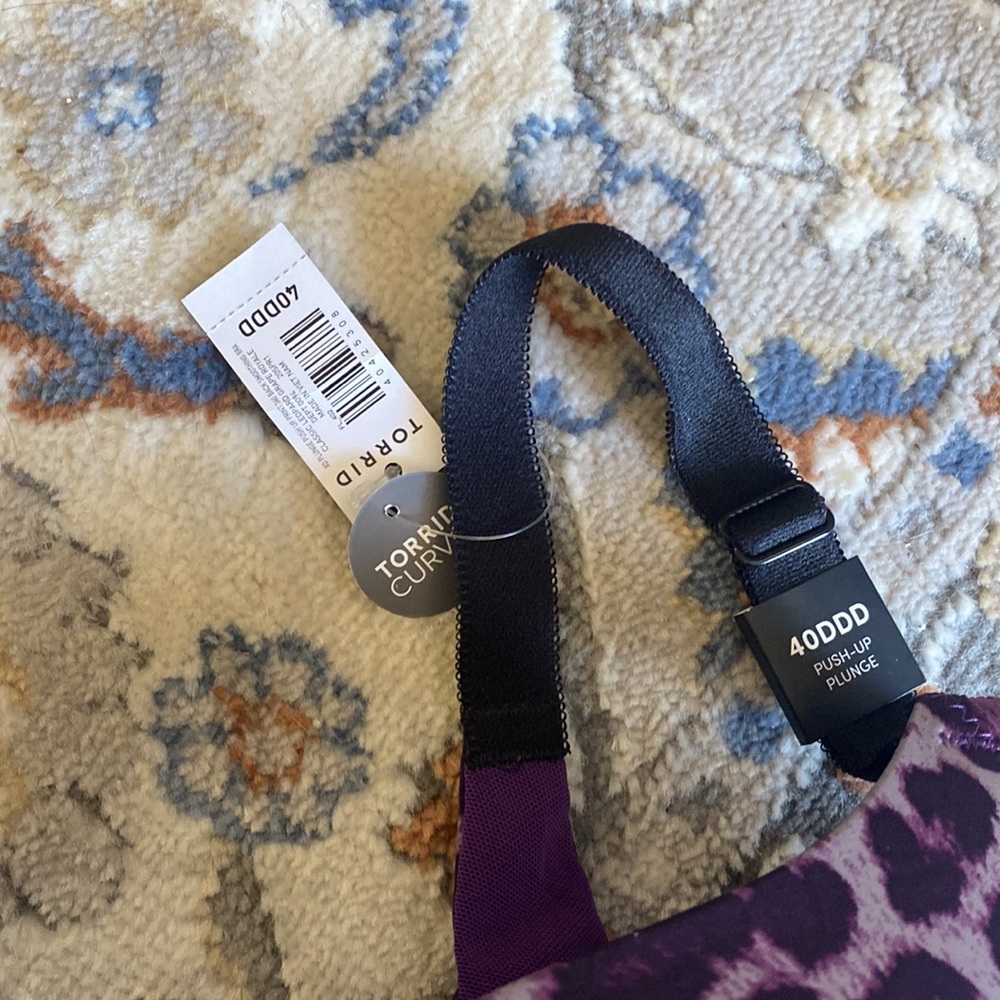 Torrid Leopard Print bra - Picture 2 of 3